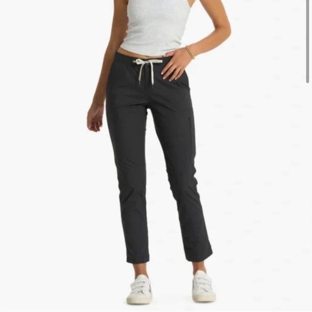 Vuori Black Drawstring Straight-Leg Pants